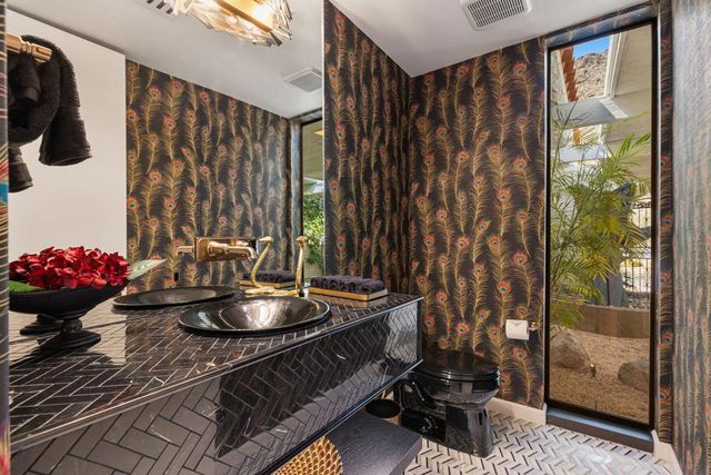 70663 Oroville Circle, Rancho Mirage, CA 92270