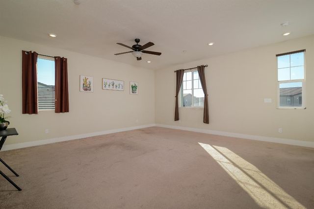 9523 Sauterne Way, Elk Grove, CA 95624