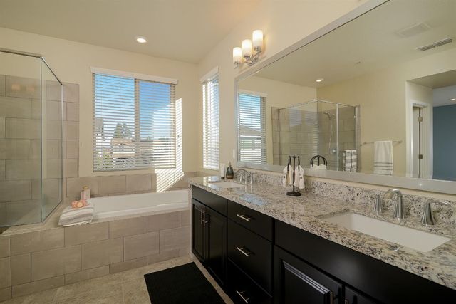 9523 Sauterne Way, Elk Grove, CA 95624