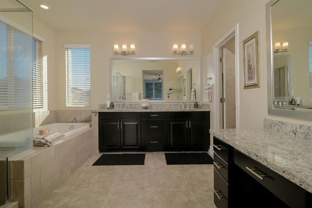 9523 Sauterne Way, Elk Grove, CA 95624