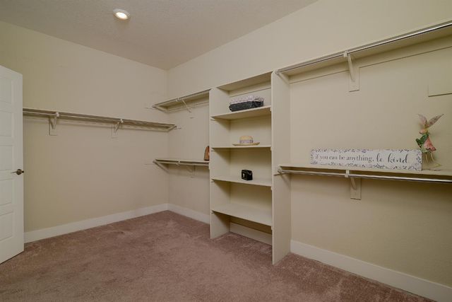 9523 Sauterne Way, Elk Grove, CA 95624