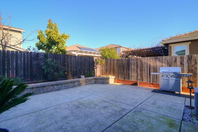 9523 Sauterne Way, Elk Grove, CA 95624