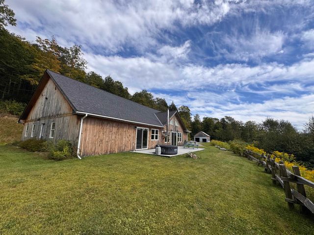 485 Smith Road, Fayston, VT 05660