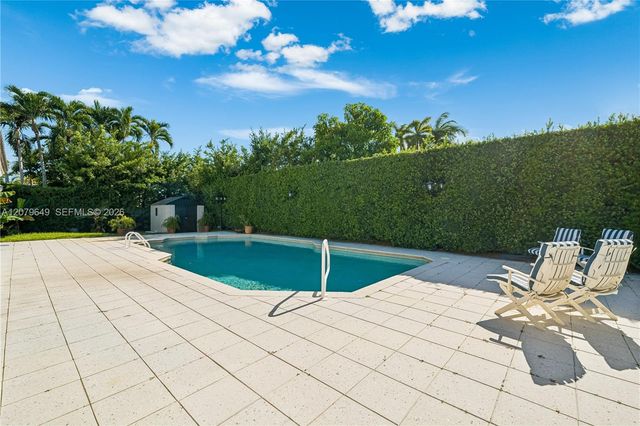 590 NW 132nd Avenue, Miami, FL 33182