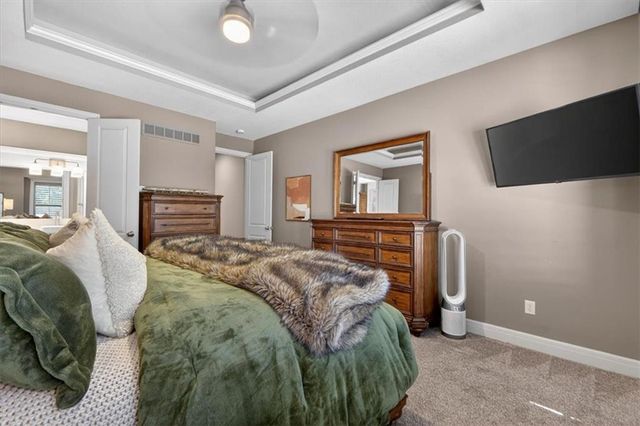 1301 NE TIMBERLINE Court, Lee's Summit, MO 64064