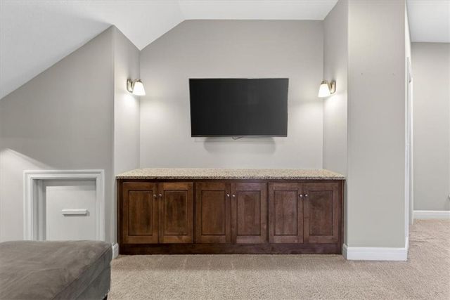 1301 NE TIMBERLINE Court, Lee's Summit, MO 64064