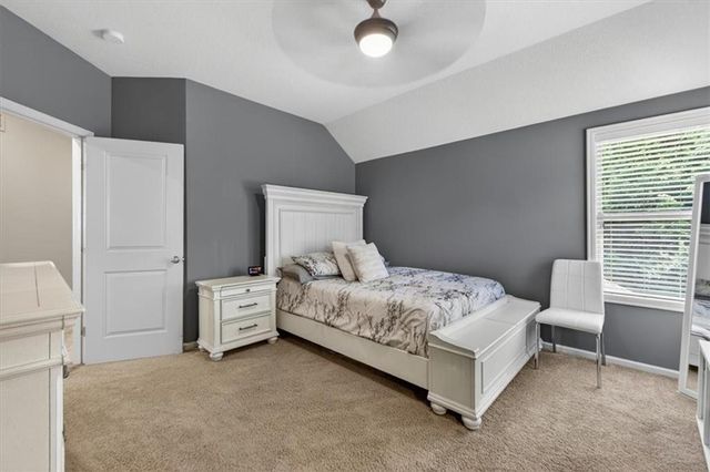1301 NE TIMBERLINE Court, Lee's Summit, MO 64064