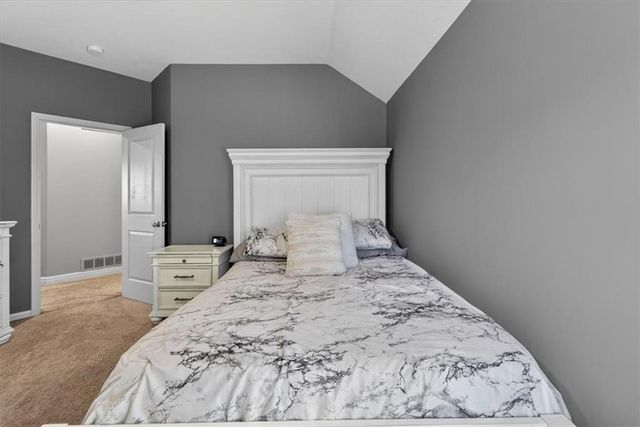 1301 NE TIMBERLINE Court, Lee's Summit, MO 64064