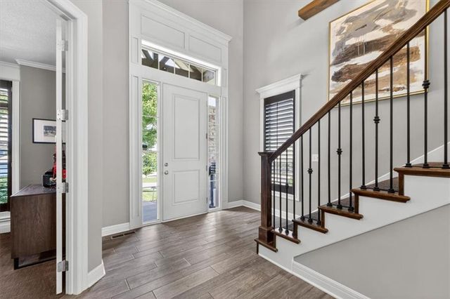 1301 NE TIMBERLINE Court, Lee's Summit, MO 64064