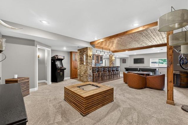 1301 NE TIMBERLINE Court, Lee's Summit, MO 64064