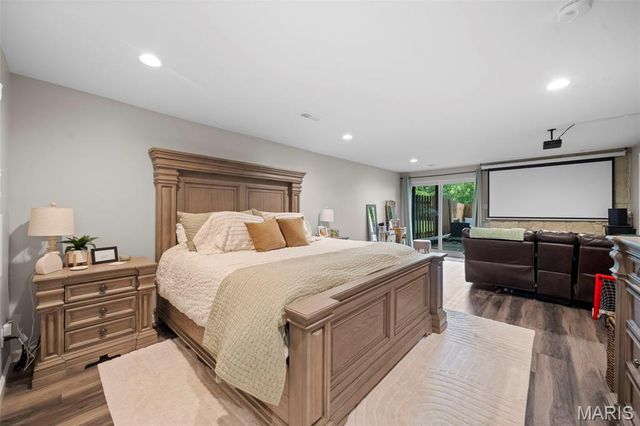 1222 Meramec Heights Drive, Ballwin, MO 63021