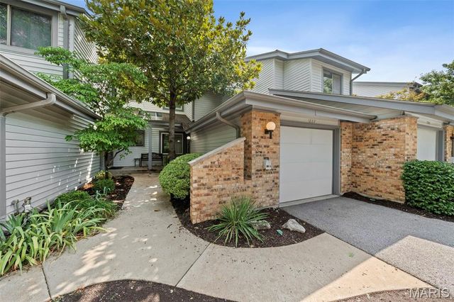 1222 Meramec Heights Drive, Ballwin, MO 63021