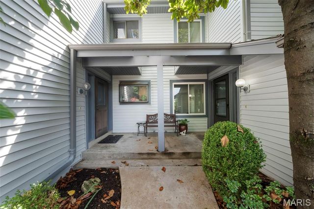 1222 Meramec Heights Drive, Ballwin, MO 63021