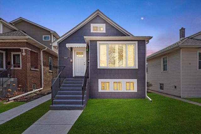 5937 W Eastwood Avenue, Chicago, IL 60630