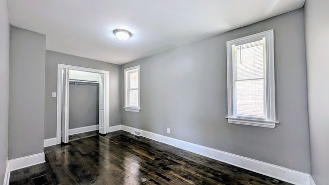 5937 W Eastwood Avenue, Chicago, IL 60630
