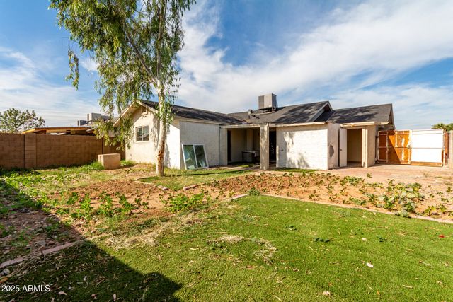 9021 W Mulberry Drive, Phoenix, AZ 85037