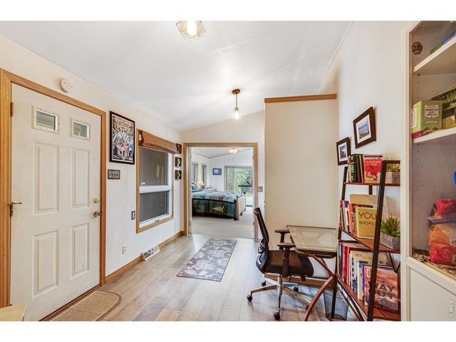 117 Aspen Dr, Lyons, CO 80540