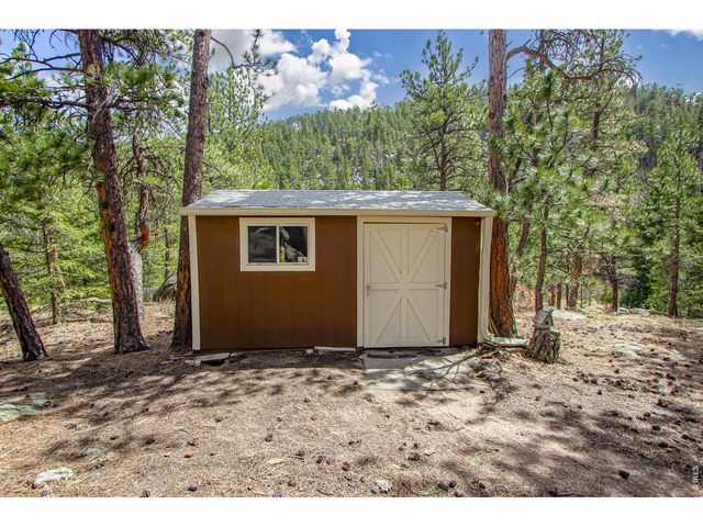 117 Aspen Dr, Lyons, CO 80540
