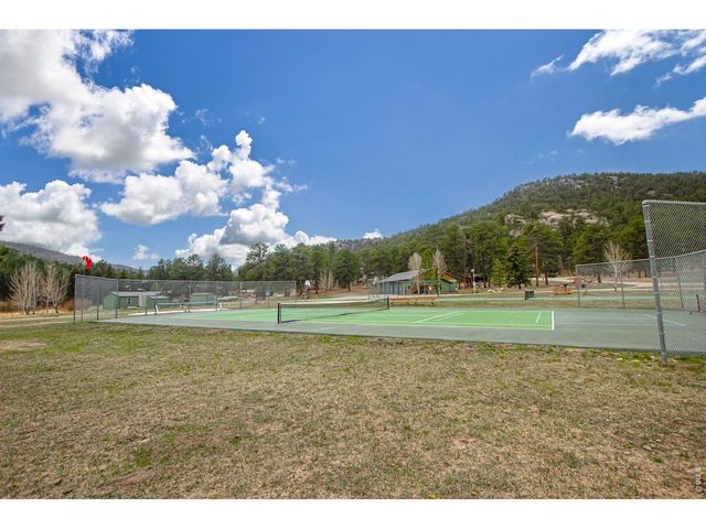 117 Aspen Dr, Lyons, CO 80540