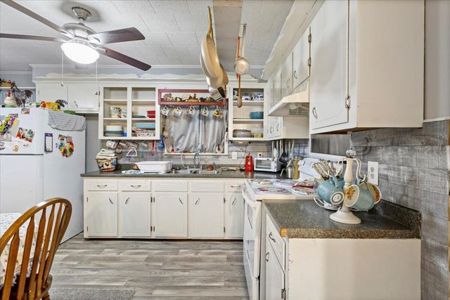 75 Terry's Chapel, Foxworth, MS 39483