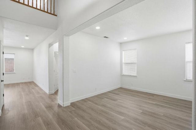 381 Honeybell Street, Los Banos, CA 93635