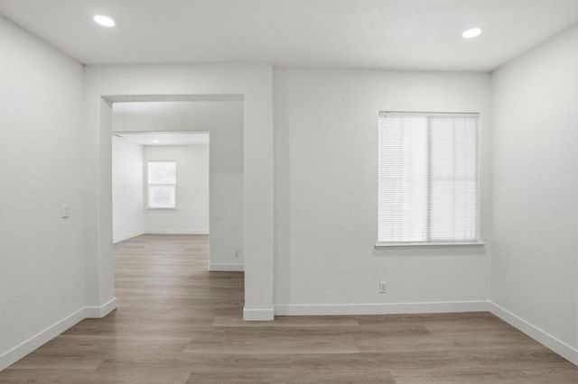 381 Honeybell Street, Los Banos, CA 93635