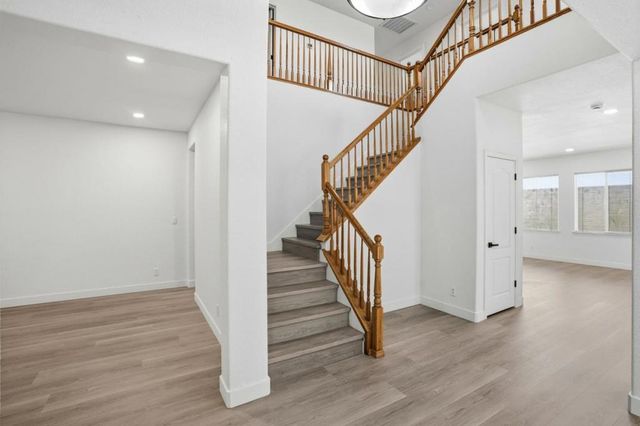 381 Honeybell Street, Los Banos, CA 93635