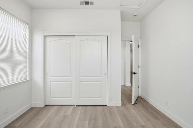 381 Honeybell Street, Los Banos, CA 93635