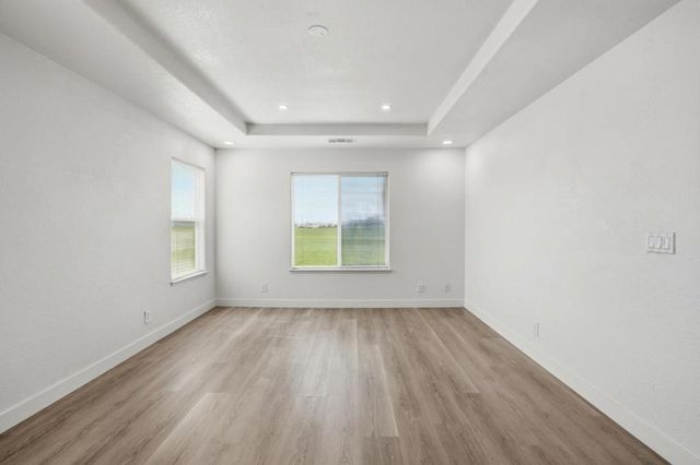 381 Honeybell Street, Los Banos, CA 93635