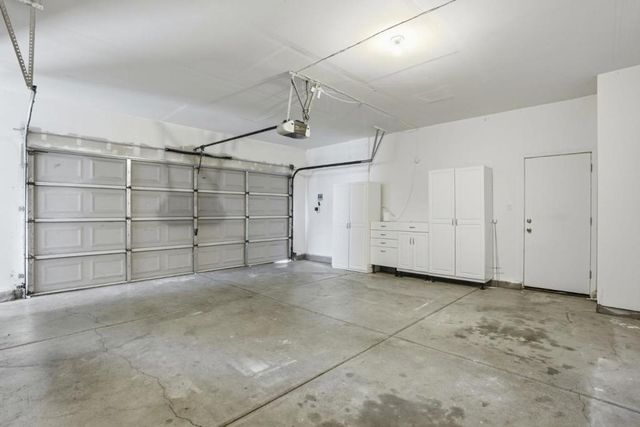 381 Honeybell Street, Los Banos, CA 93635