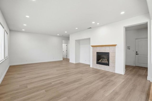 381 Honeybell Street, Los Banos, CA 93635