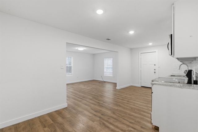 4518 Eutopia Street, Greenville, TX 75401