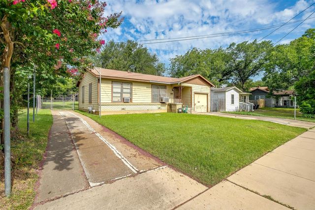 2824 Canton Drive, Fort Worth, TX 76112