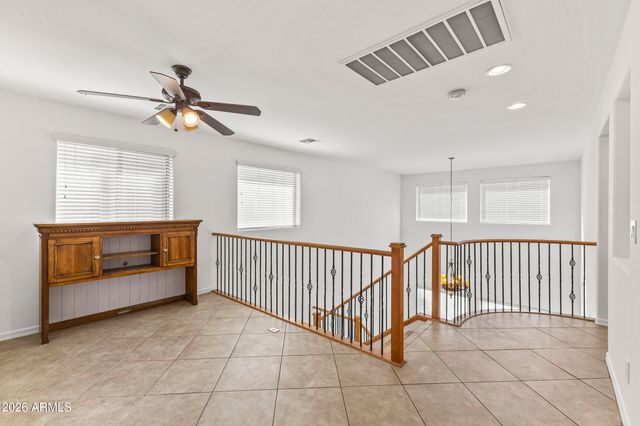 2535 W LUCIA Drive, Phoenix, AZ 85085