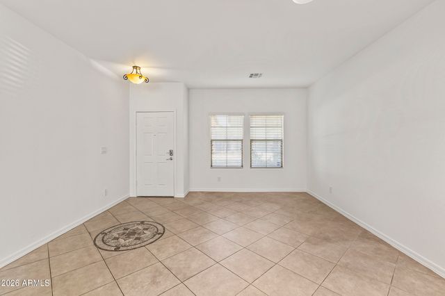 2535 W LUCIA Drive, Phoenix, AZ 85085