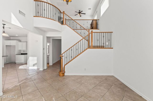 2535 W LUCIA Drive, Phoenix, AZ 85085