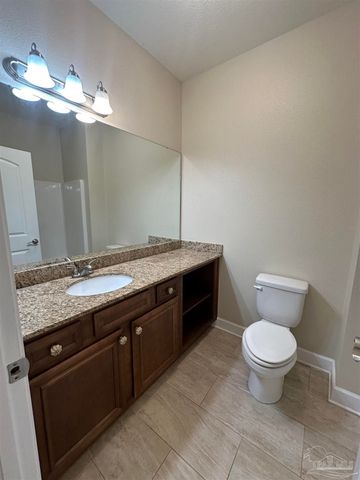 3505 Mossy Oak Villas Cir, Pensacola, FL 32514