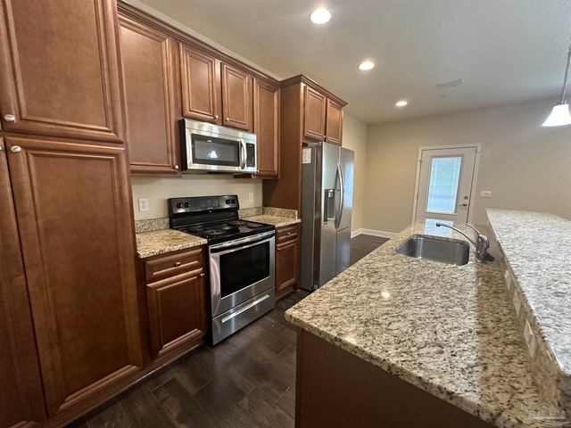 3505 Mossy Oak Villas Cir, Pensacola, FL 32514