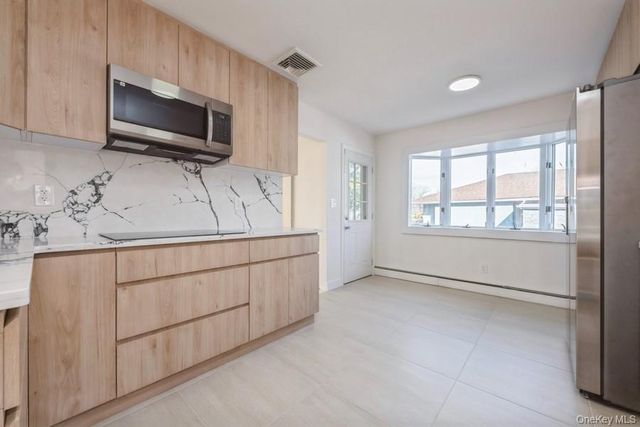 482 Harbor Drive, Cedarhurst, NY 11516