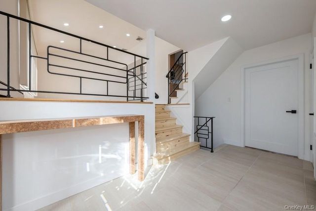 482 Harbor Drive, Cedarhurst, NY 11516