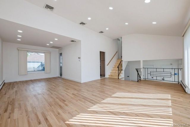 482 Harbor Drive, Cedarhurst, NY 11516