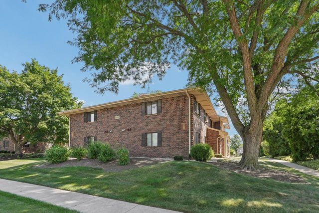 7209 57th AVENUE #201, Kenosha, WI 53142