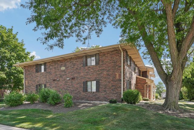 7209 57th AVENUE #201, Kenosha, WI 53142