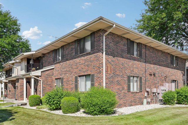 7209 57th AVENUE #201, Kenosha, WI 53142