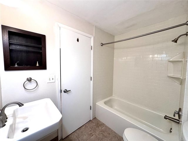 514 ORANGE DRIVE 26, Altamonte Springs, FL 32701