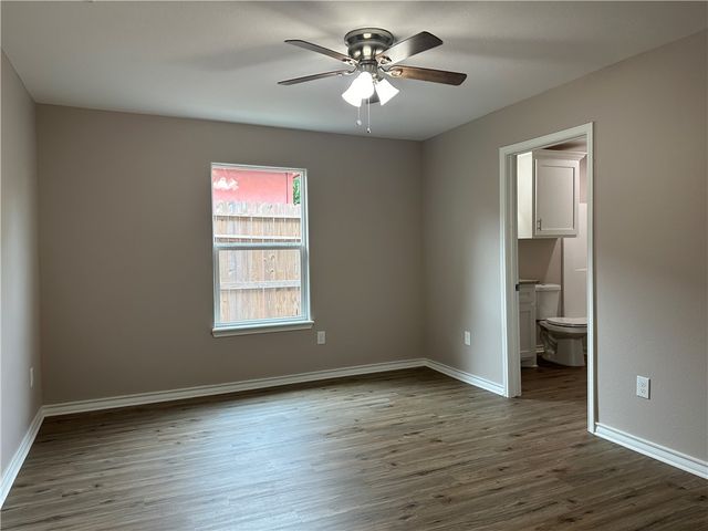 4241 Green Grove Dr, Corpus Christi, TX 78415