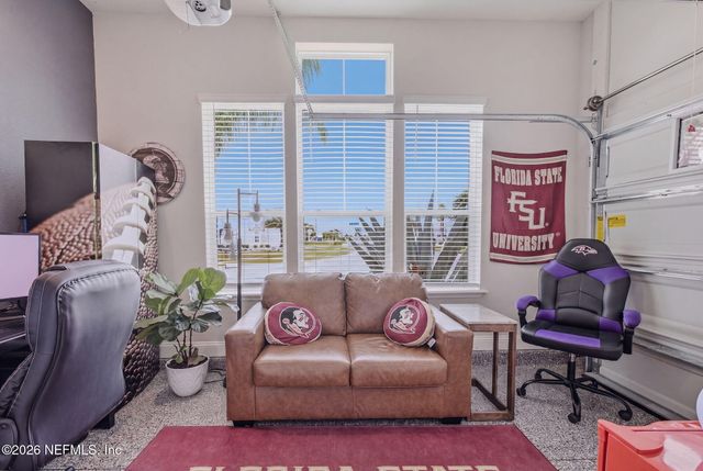 63 CARIBBEAN Place, St. Johns, FL 32259