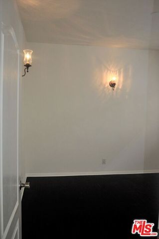 1818 S La Brea Avenue, Los Angeles, CA 90019