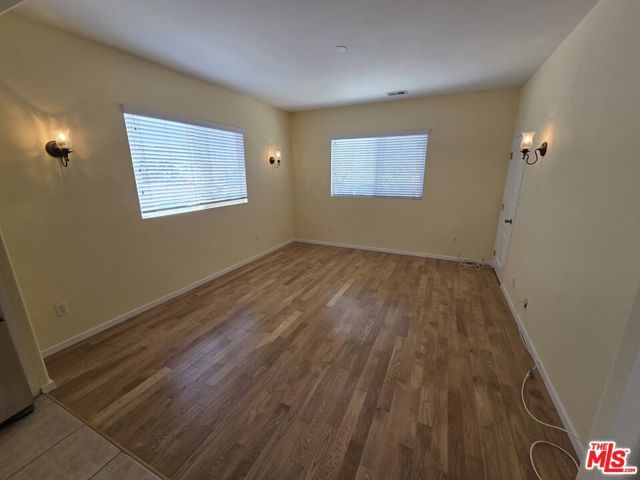 1818 S La Brea Avenue, Los Angeles, CA 90019
