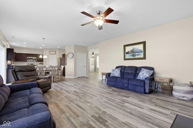 5237 Montevideo Drive, Plainfield, IN 46168